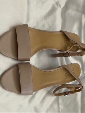 Neutral Beige Ankle-Strap Sandals by Unknown Brand